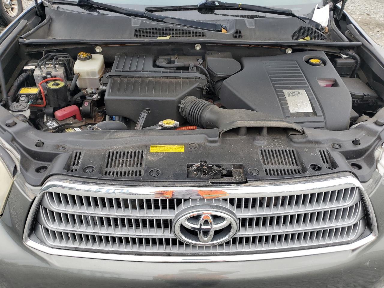 2010 TOYOTA HIGHLANDER