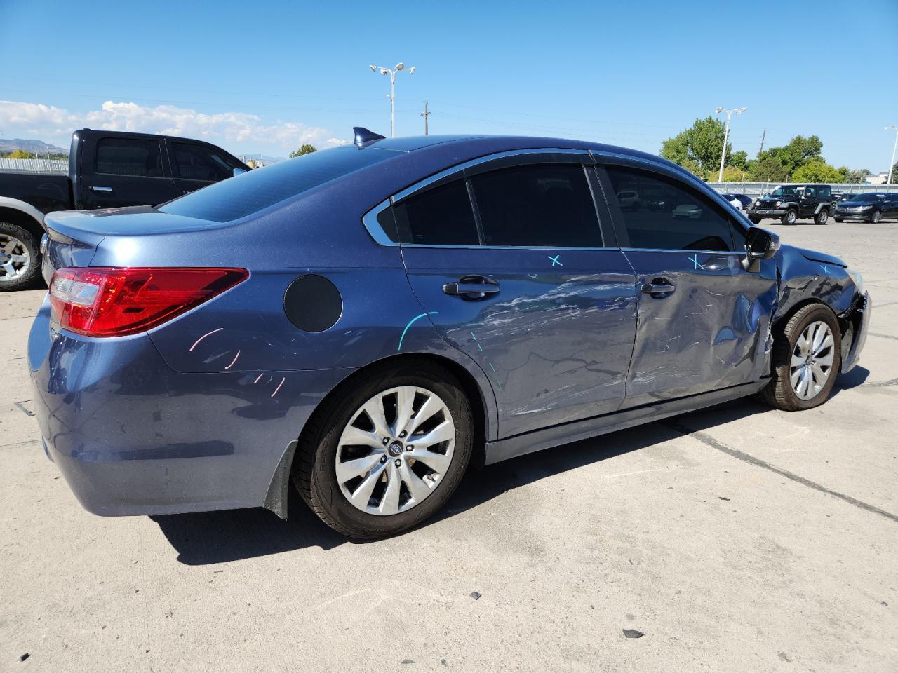 2016 SUBARU Legacy