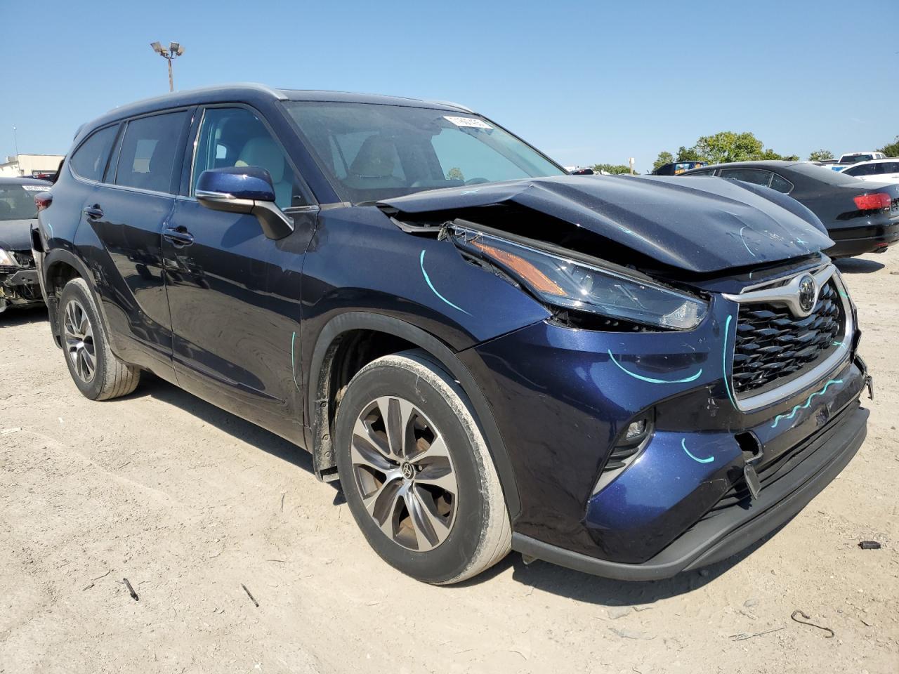 2022 TOYOTA HIGHLANDER