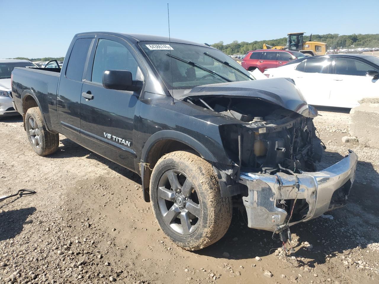 2015 NISSAN Titan