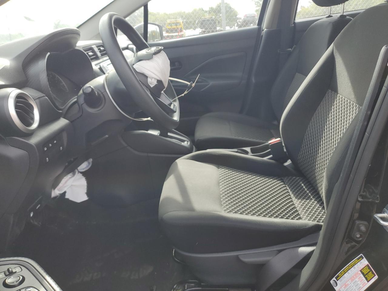 2023 NISSAN VERSA