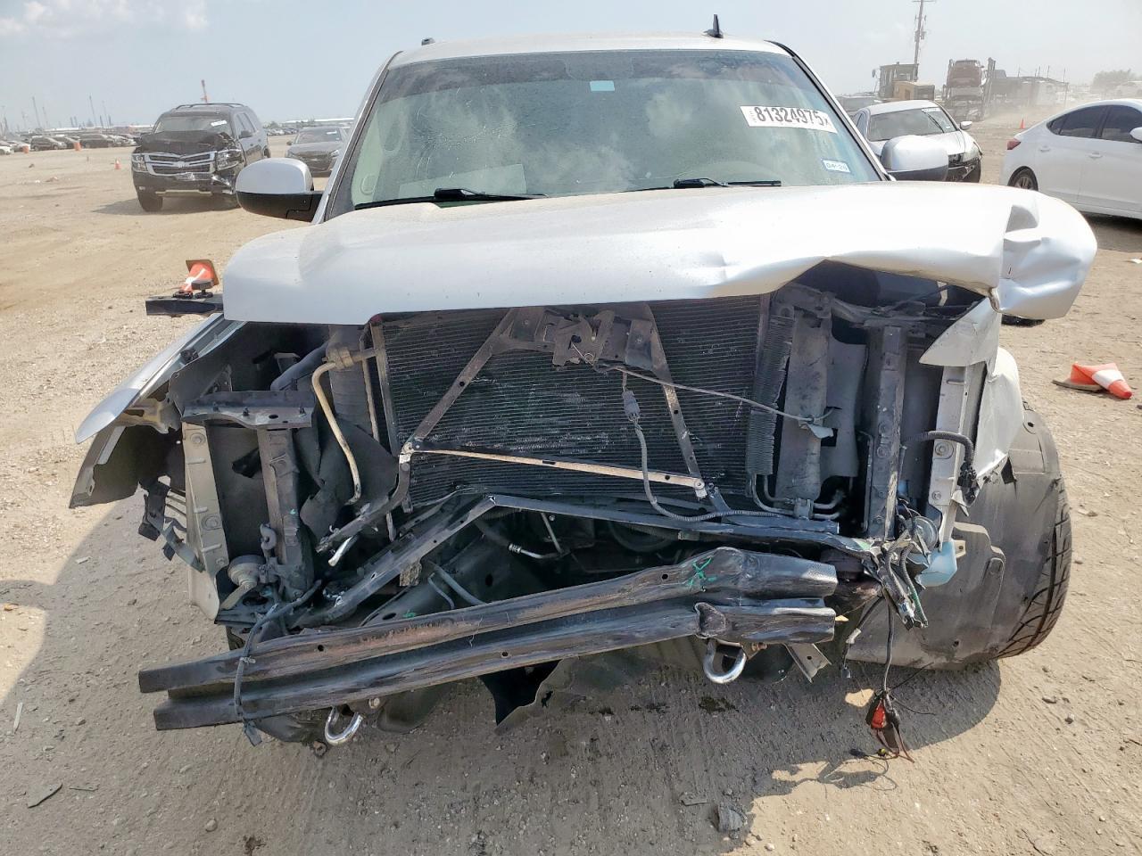 2011 CHEVROLET Tahoe