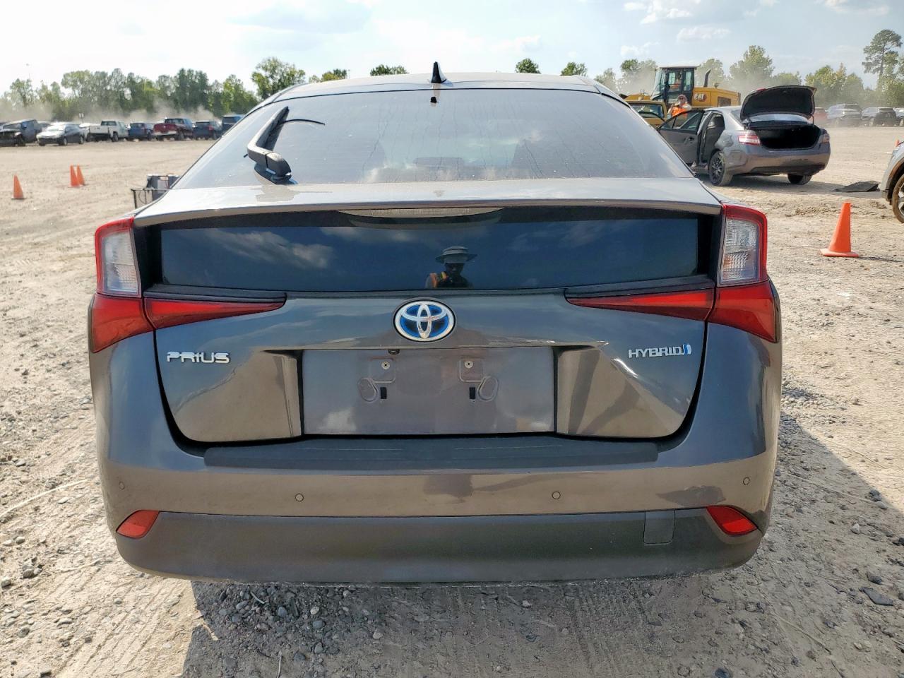 2019 TOYOTA PRIUS