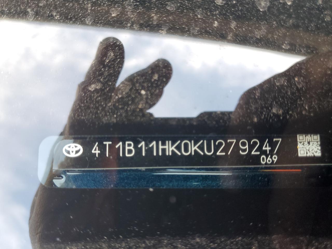 2019 TOYOTA CAMRY