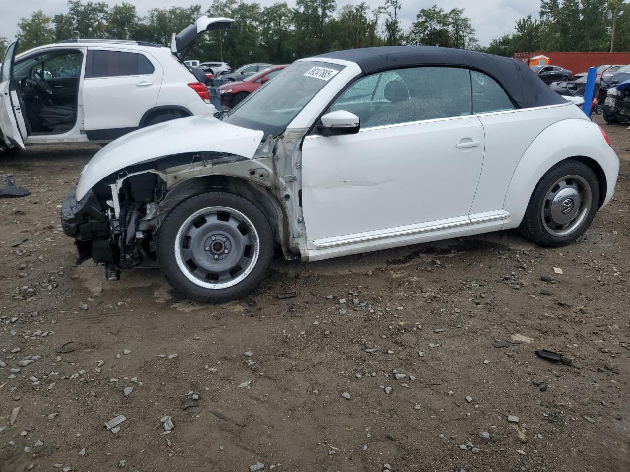 2016 VOLKSWAGEN Beetle
