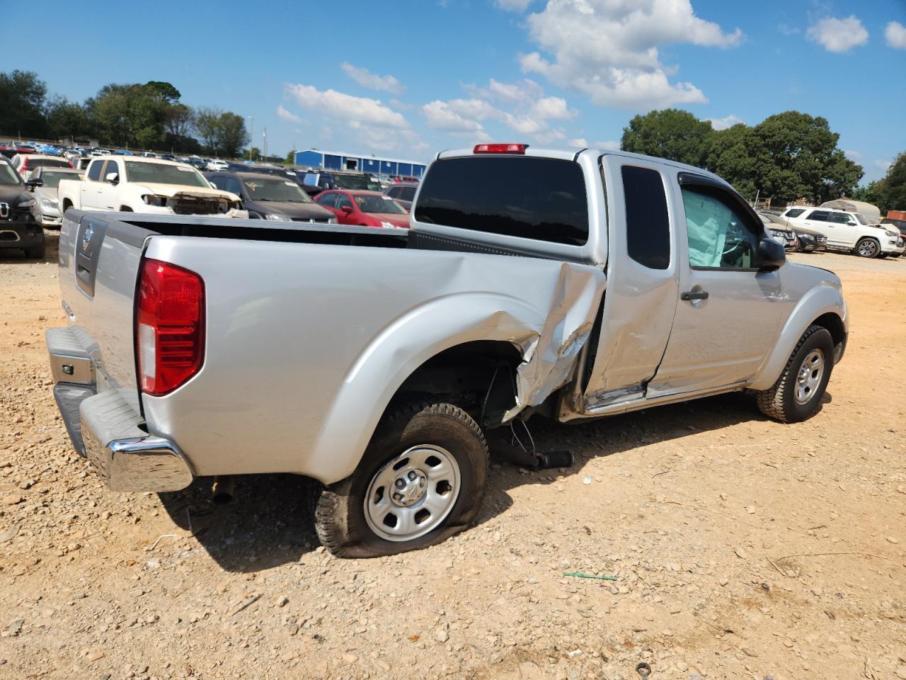 2012 NISSAN Frontier