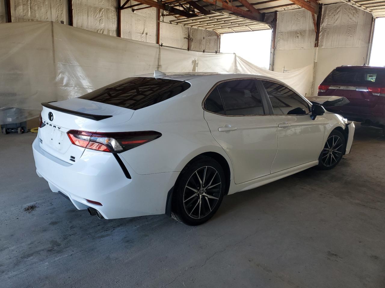 2022 TOYOTA CAMRY