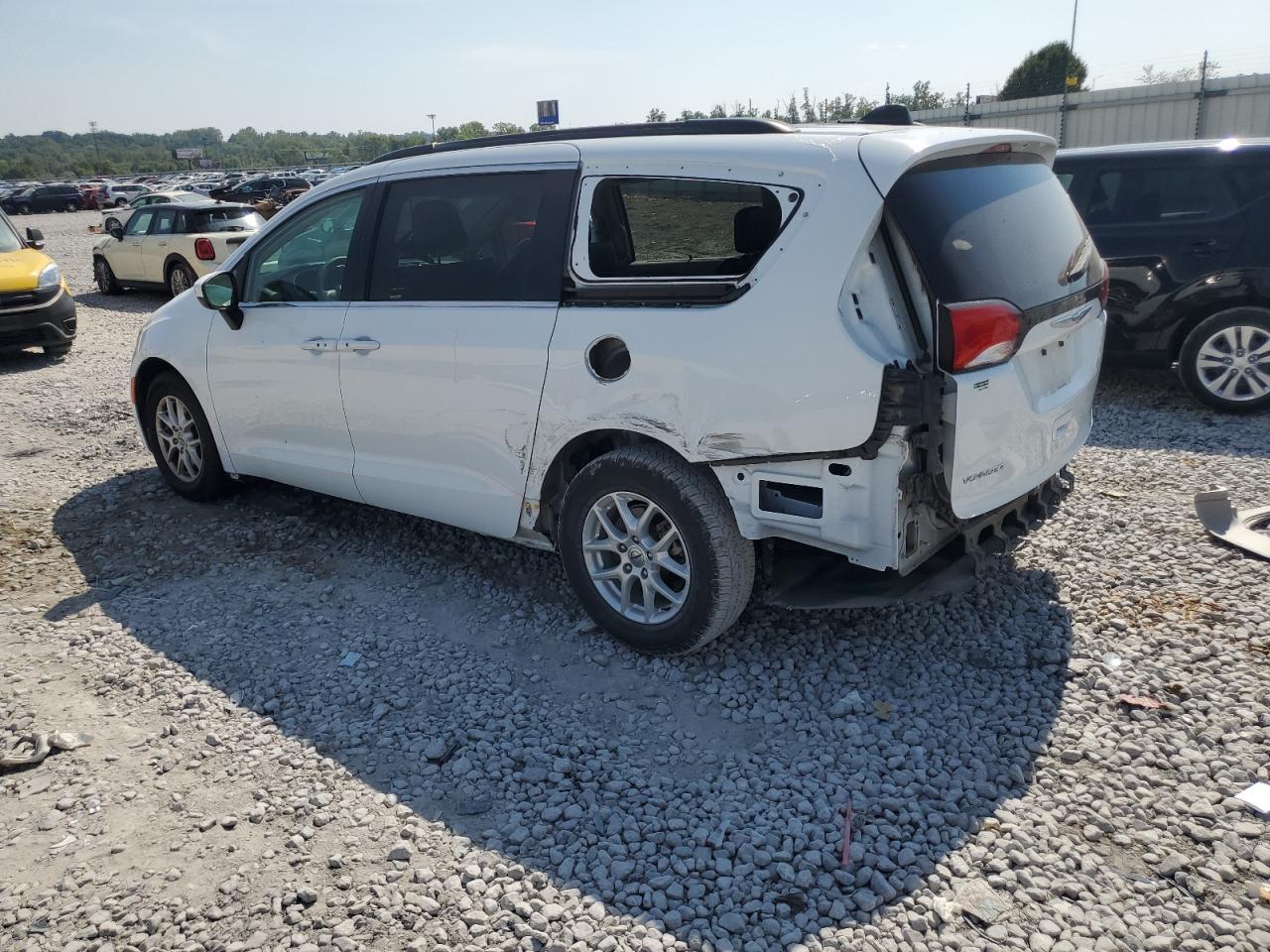 2021 CHRYSLER Voyager