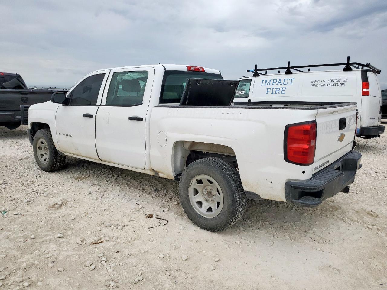 2018 CHEVROLET Silverado