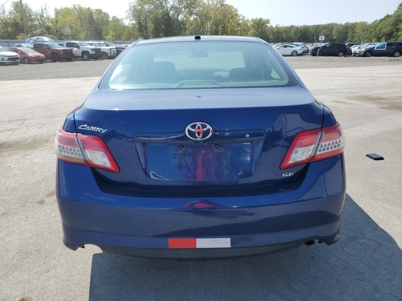 2010 TOYOTA CAMRY