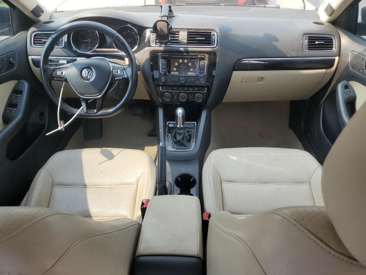 2015 VOLKSWAGEN JETTA