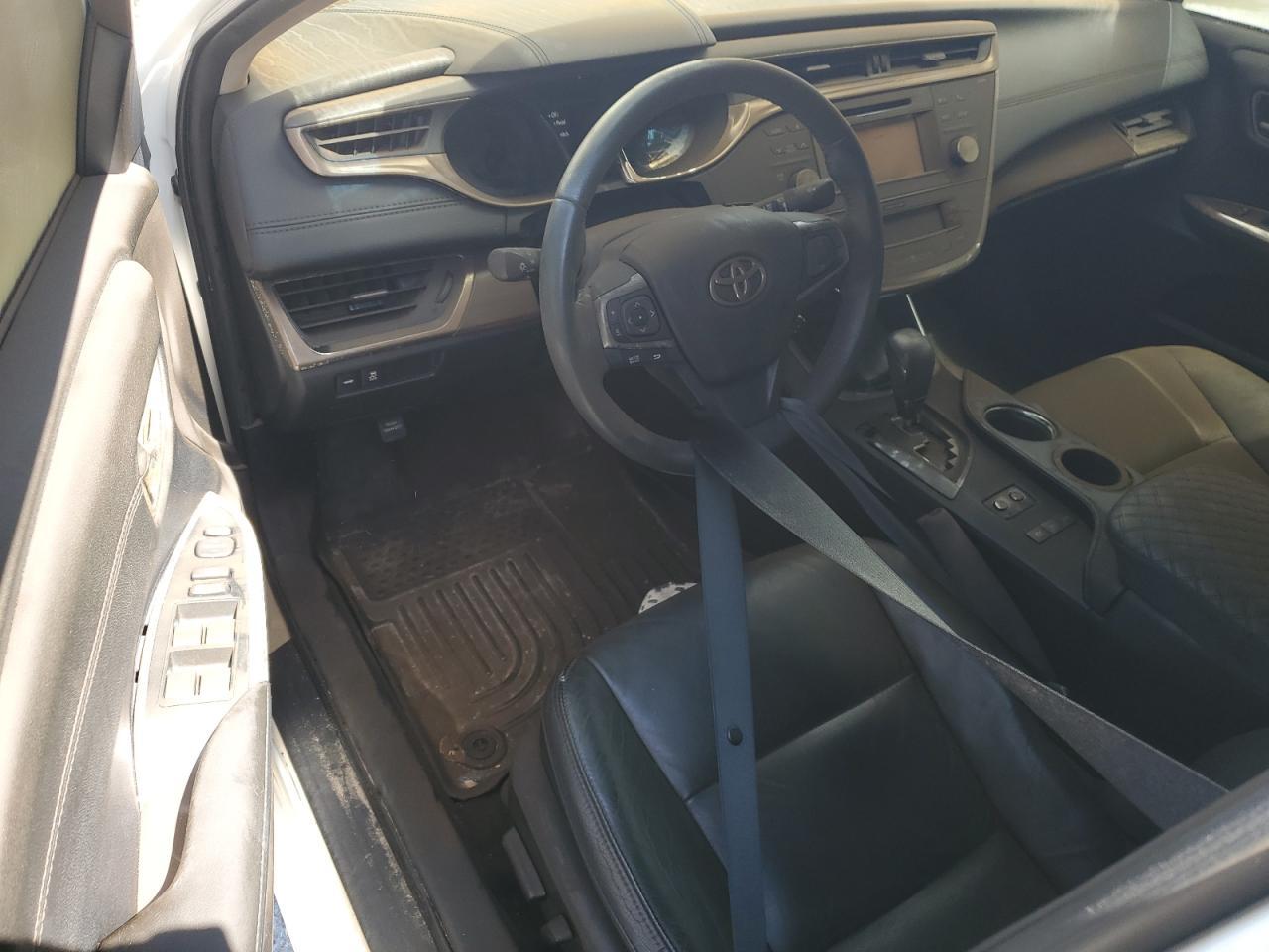 2014 TOYOTA Avalon
