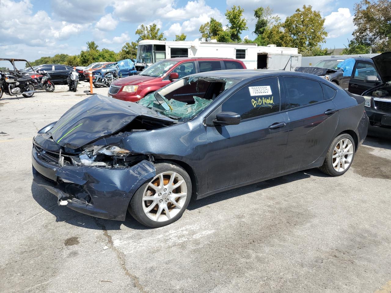 2013 DODGE Dart