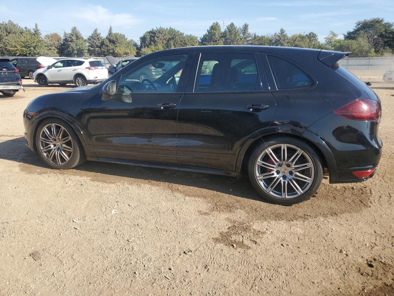 2013 PORSCHE CAYENNE
