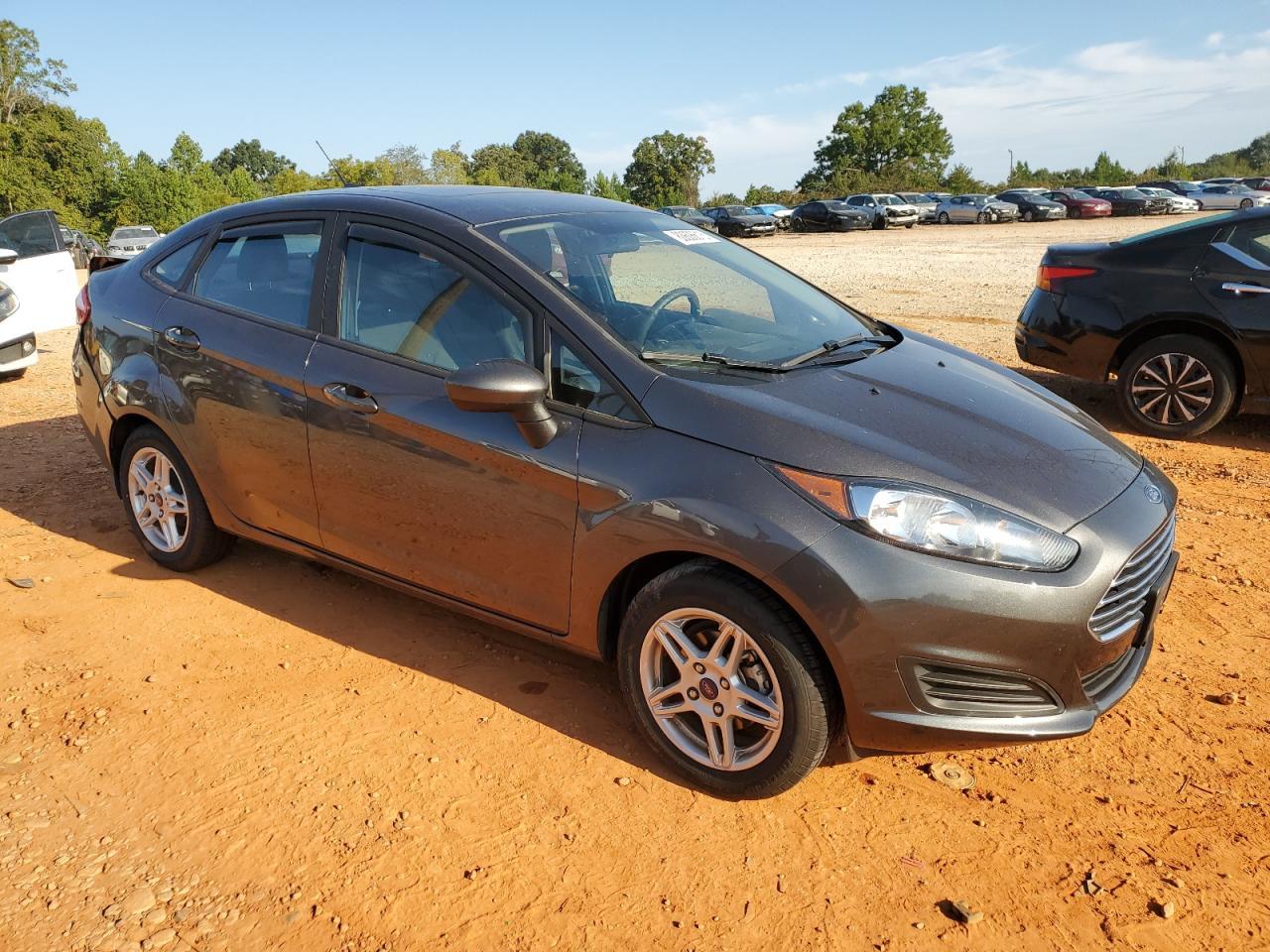 2017 FORD Fiesta
