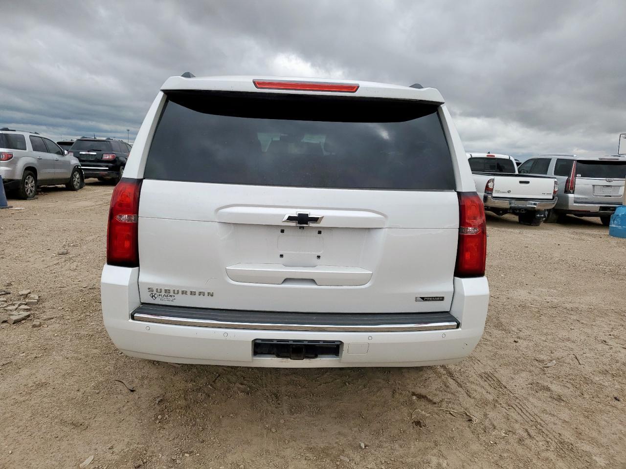 2017 CHEVROLET Suburban