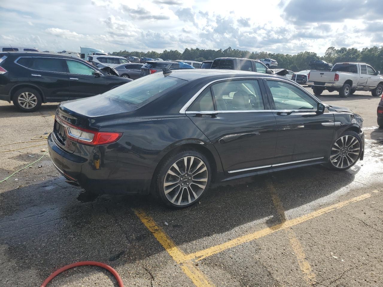 2019 LINCOLN Continental