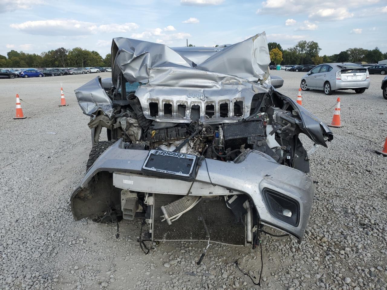 2019 JEEP CHEROKEE
