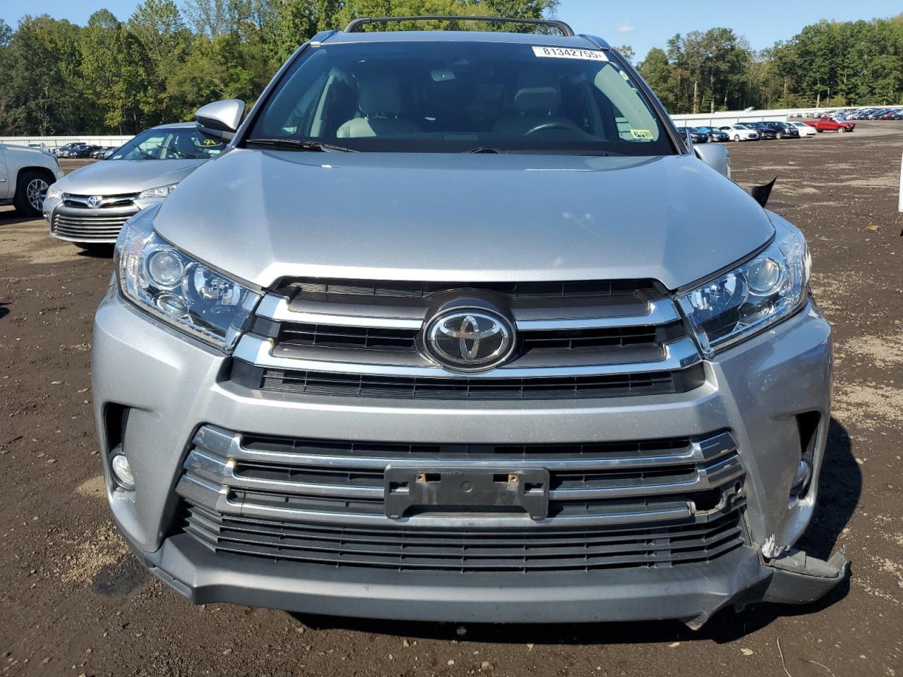 2017 TOYOTA HIGHLANDER