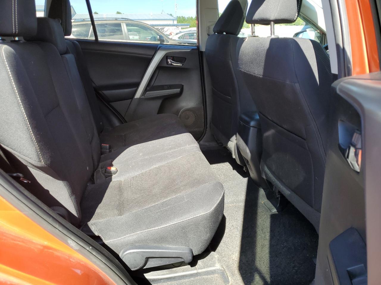 2016 TOYOTA RAV4