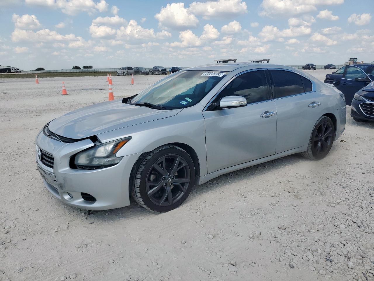 2014 NISSAN Maxima