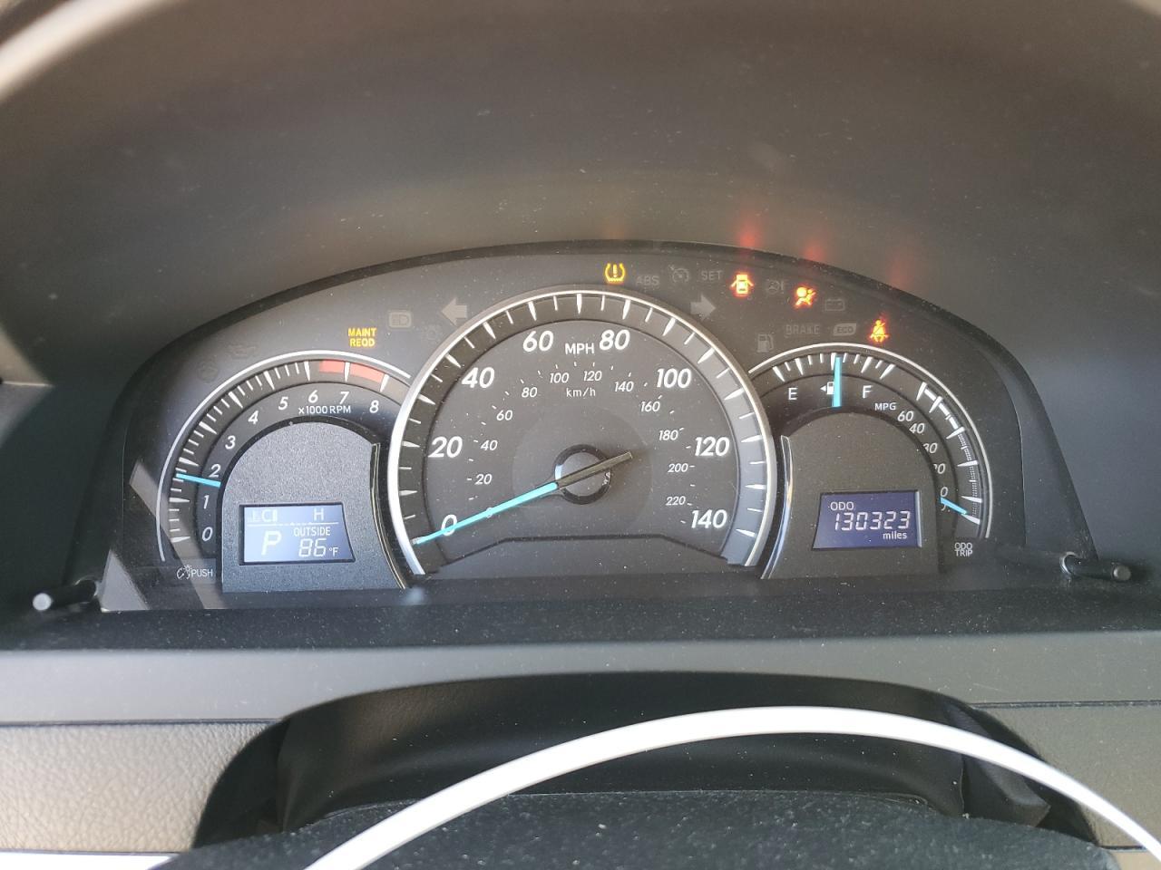 2014 TOYOTA CAMRY
