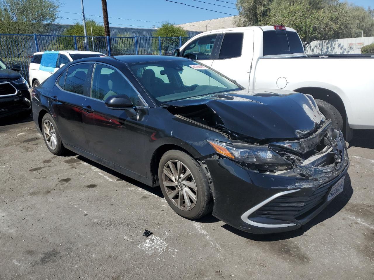 2023 TOYOTA CAMRY