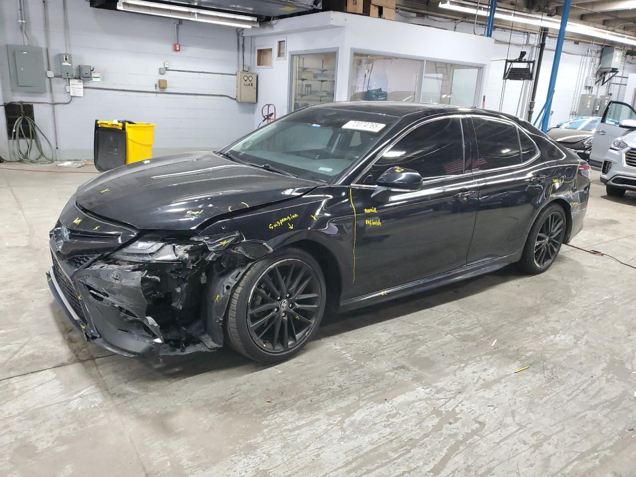 2024 TOYOTA CAMRY