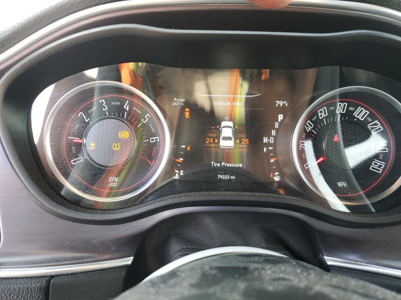 2017 DODGE Challenger