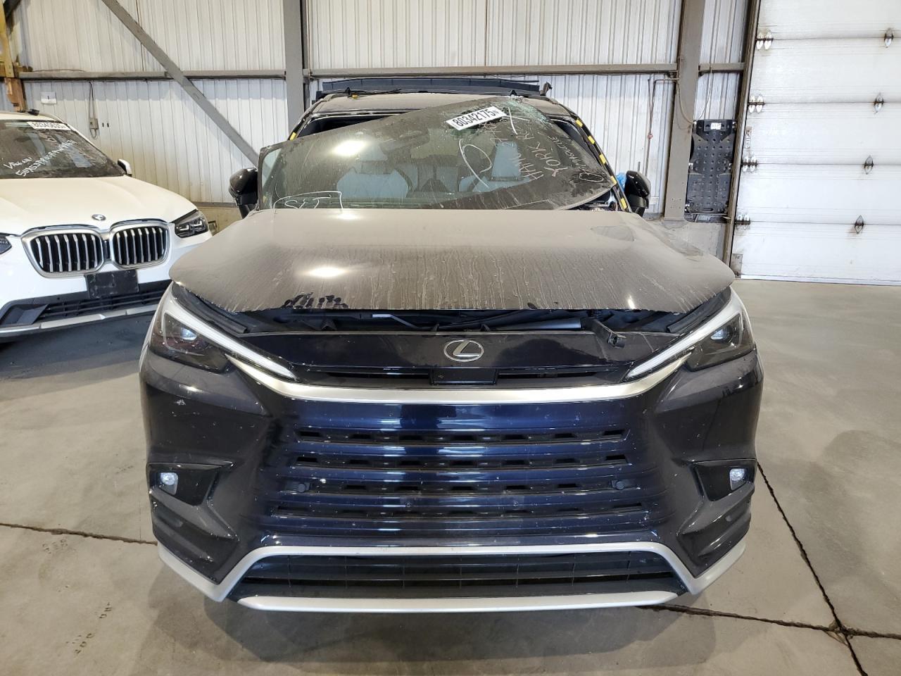 2024 LEXUS Tx