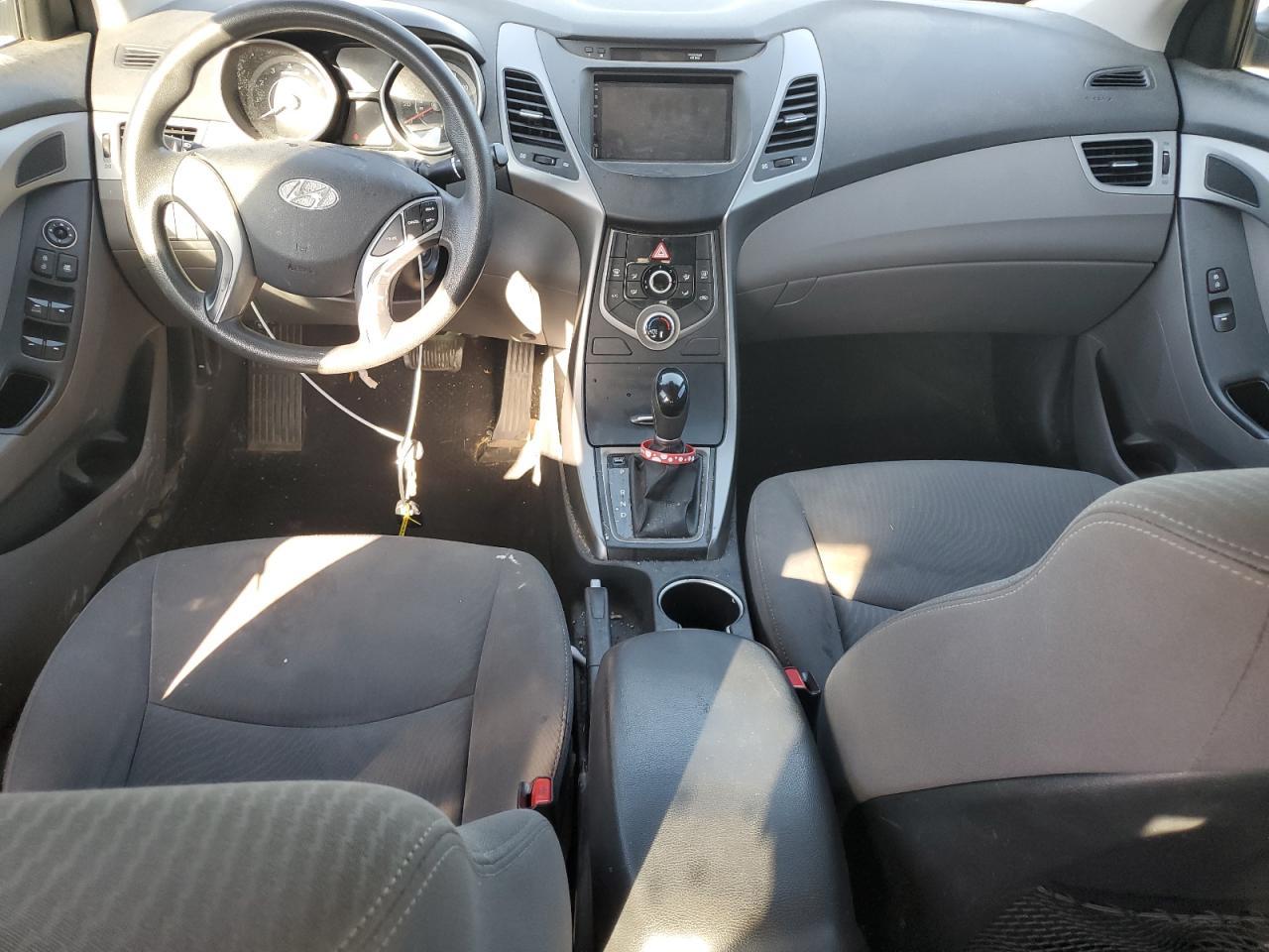 2016 HYUNDAI ELANTRA