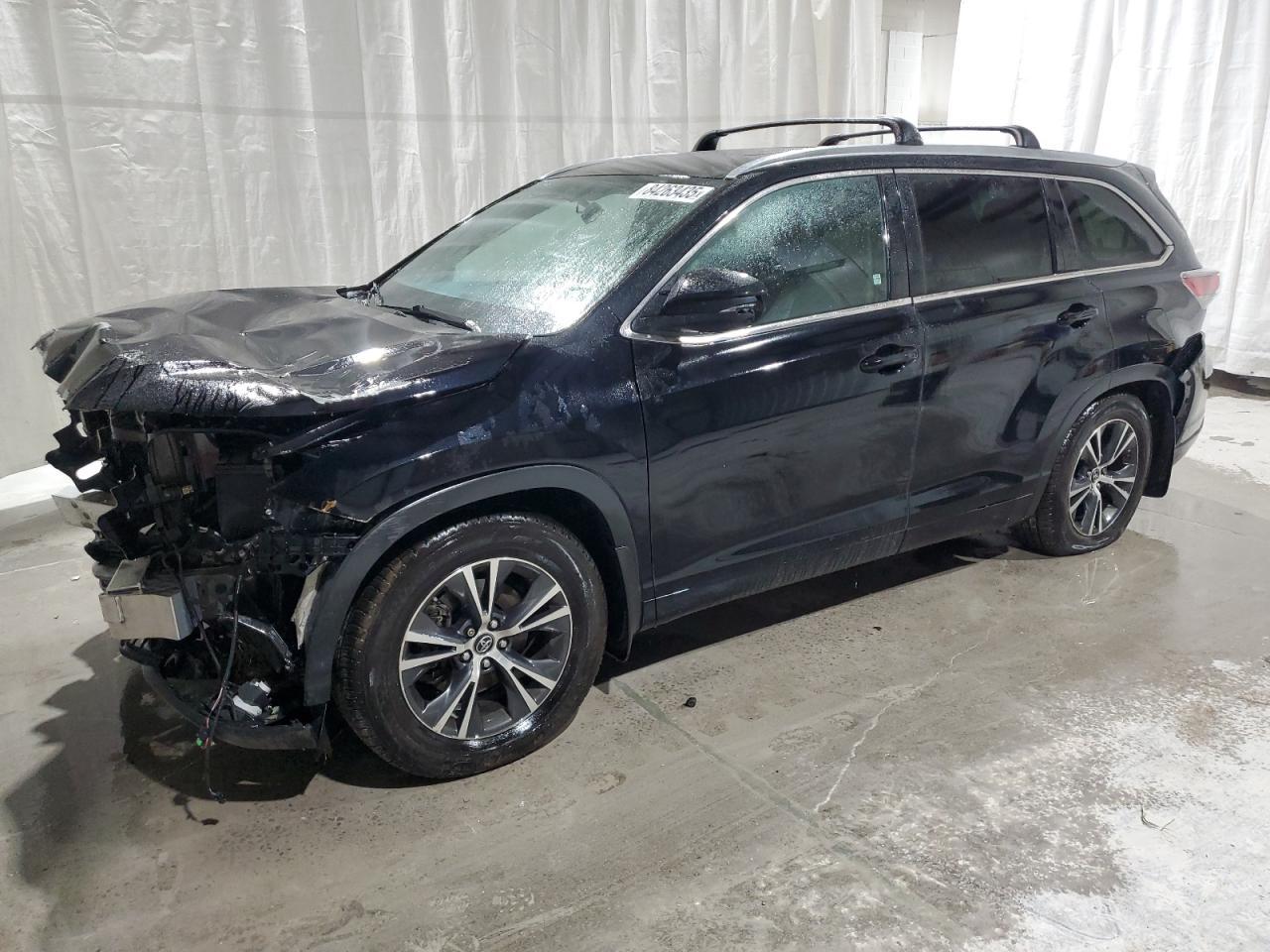2016 TOYOTA HIGHLANDER