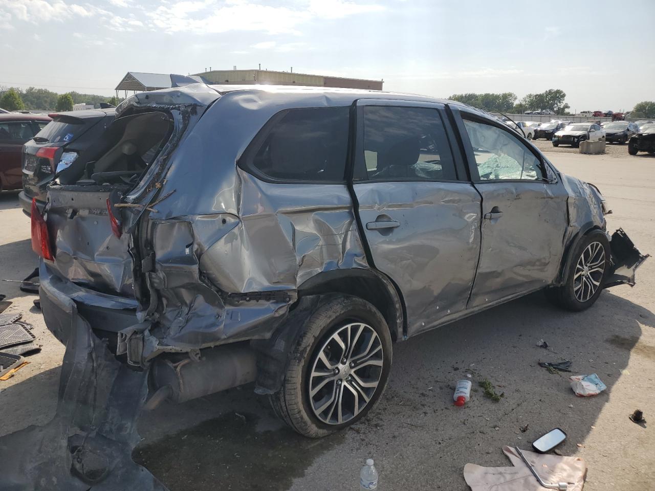 2018 MITSUBISHI outlander