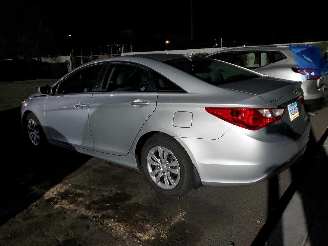 2011 HYUNDAI SONATA