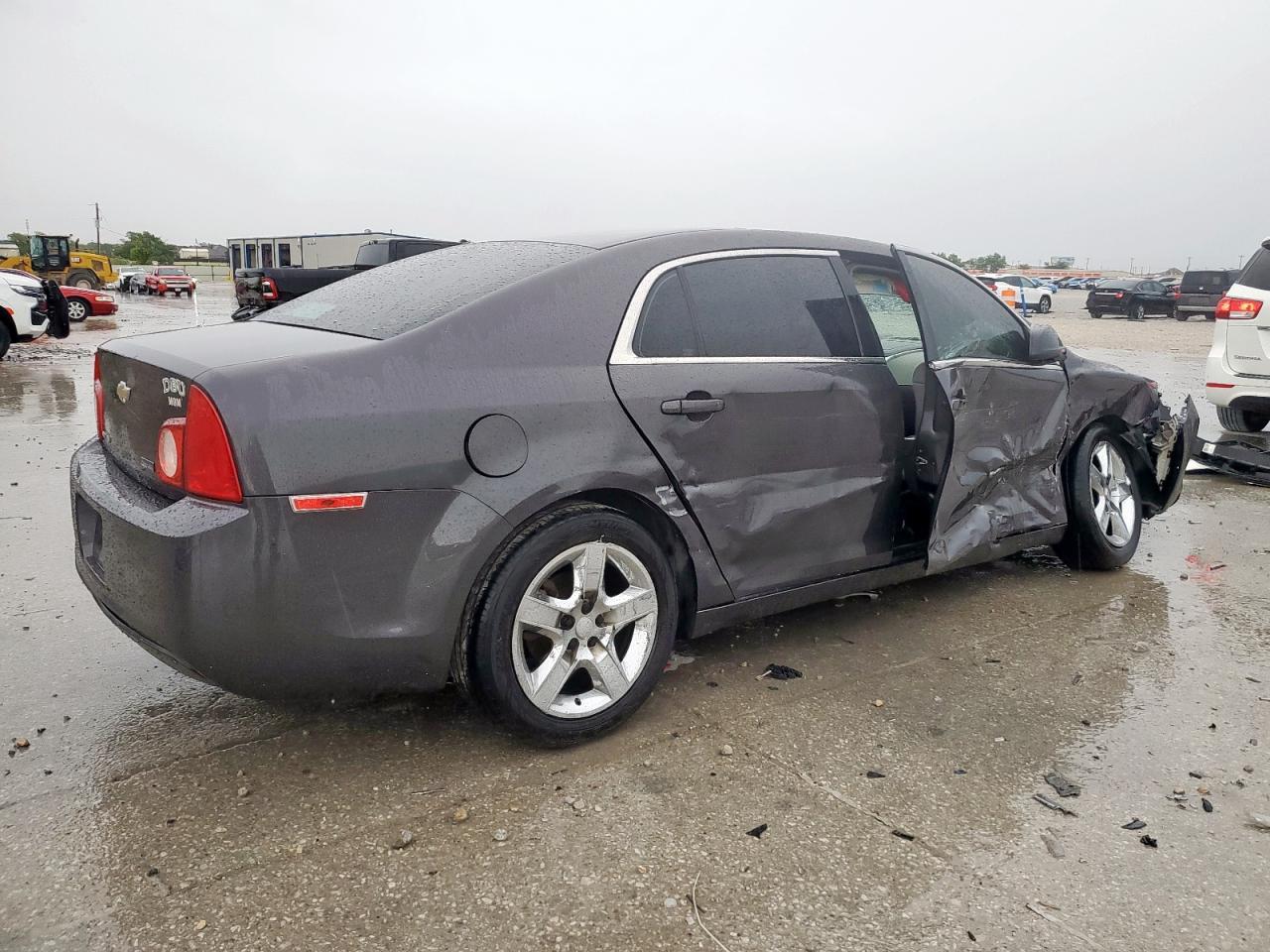 2011 CHEVROLET MALIBU