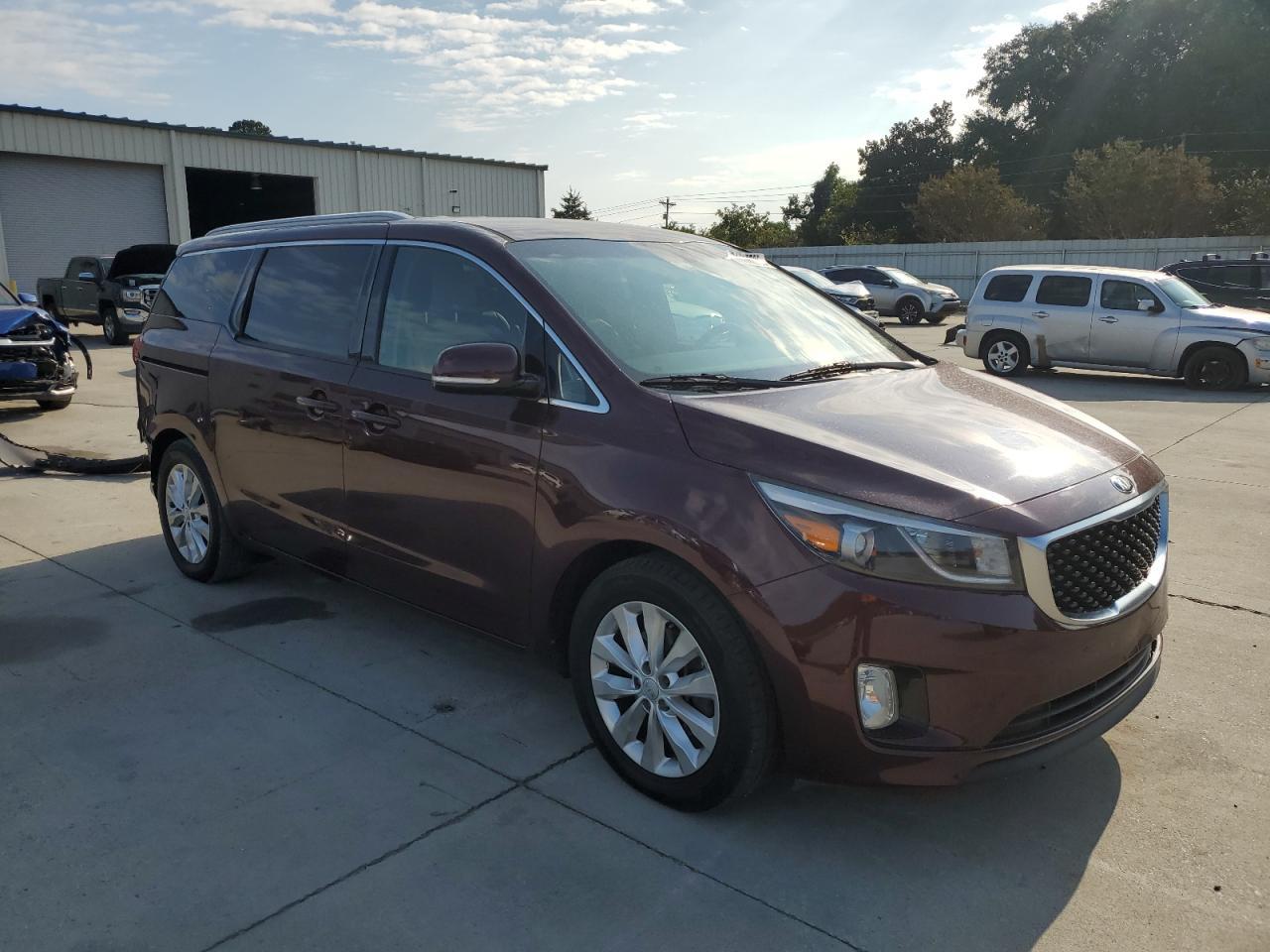2016 KIA SEDONA