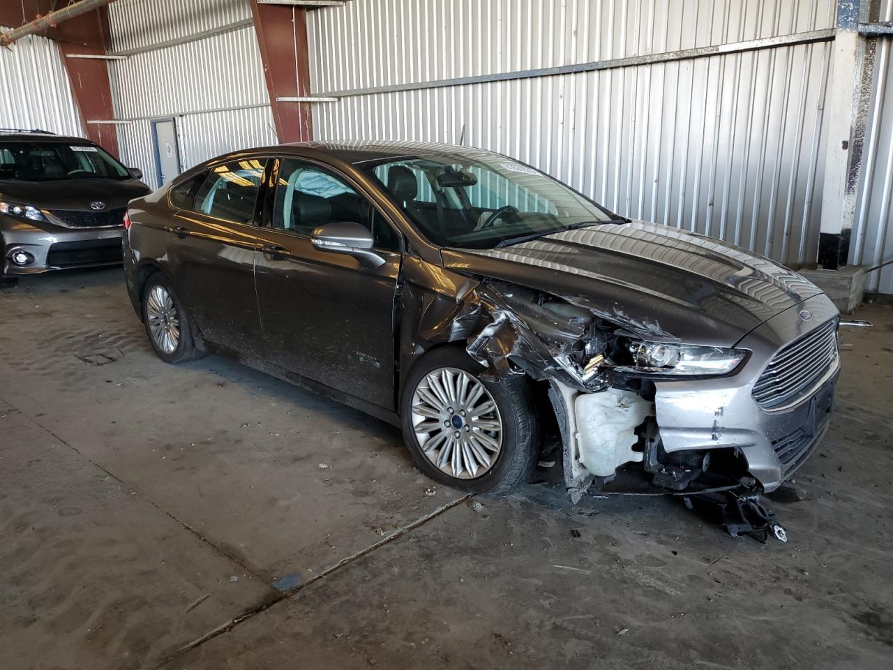 2013 FORD FUSION