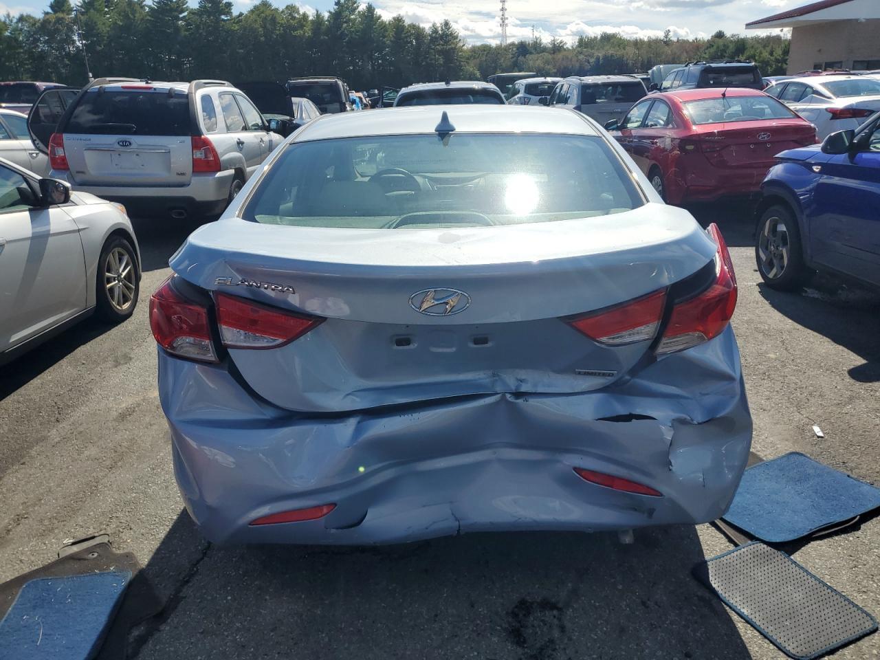 2012 HYUNDAI ELANTRA