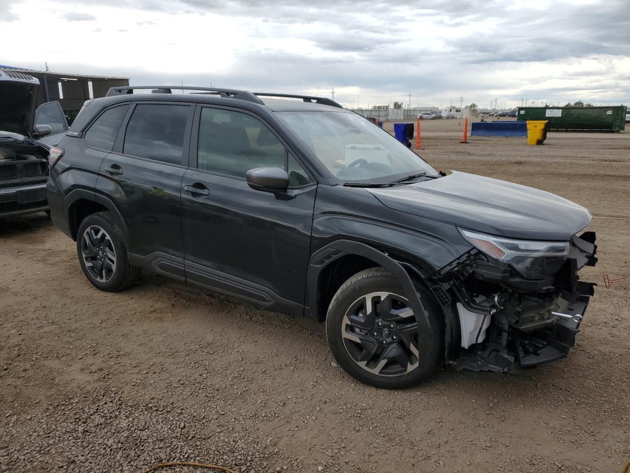 2025 SUBARU FORESTER