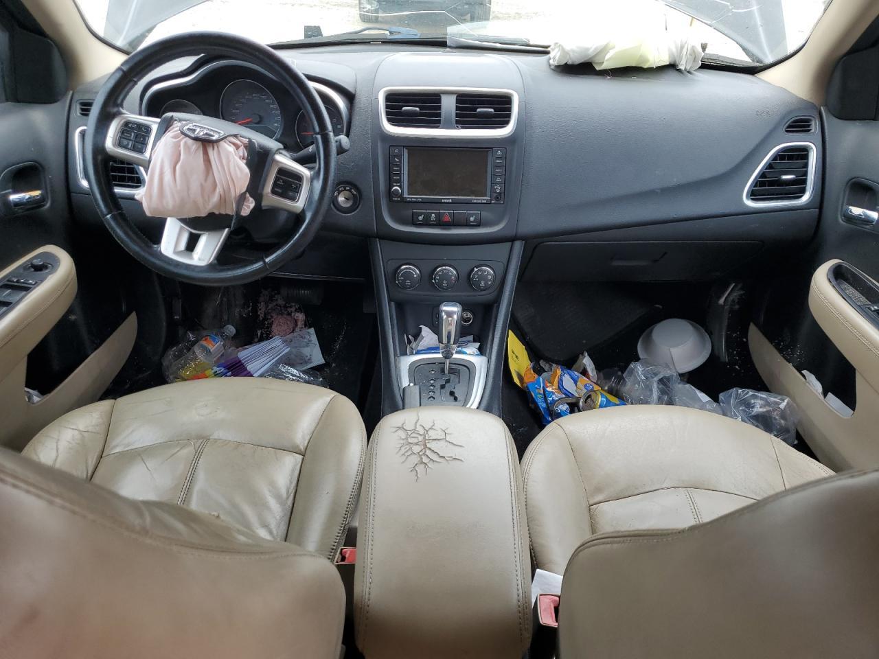 2011 DODGE Avenger