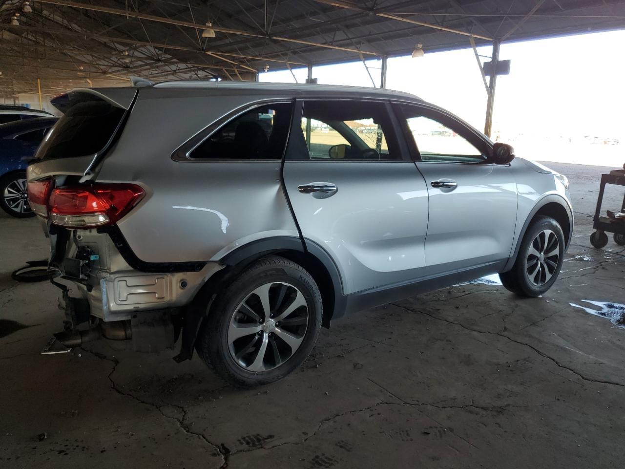 2017 KIA SORENTO