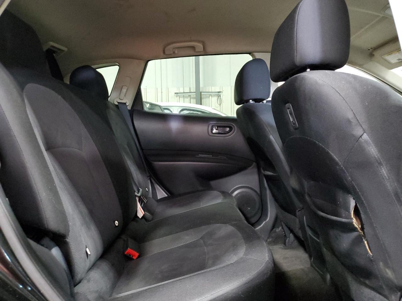 2011 NISSAN ROGUE