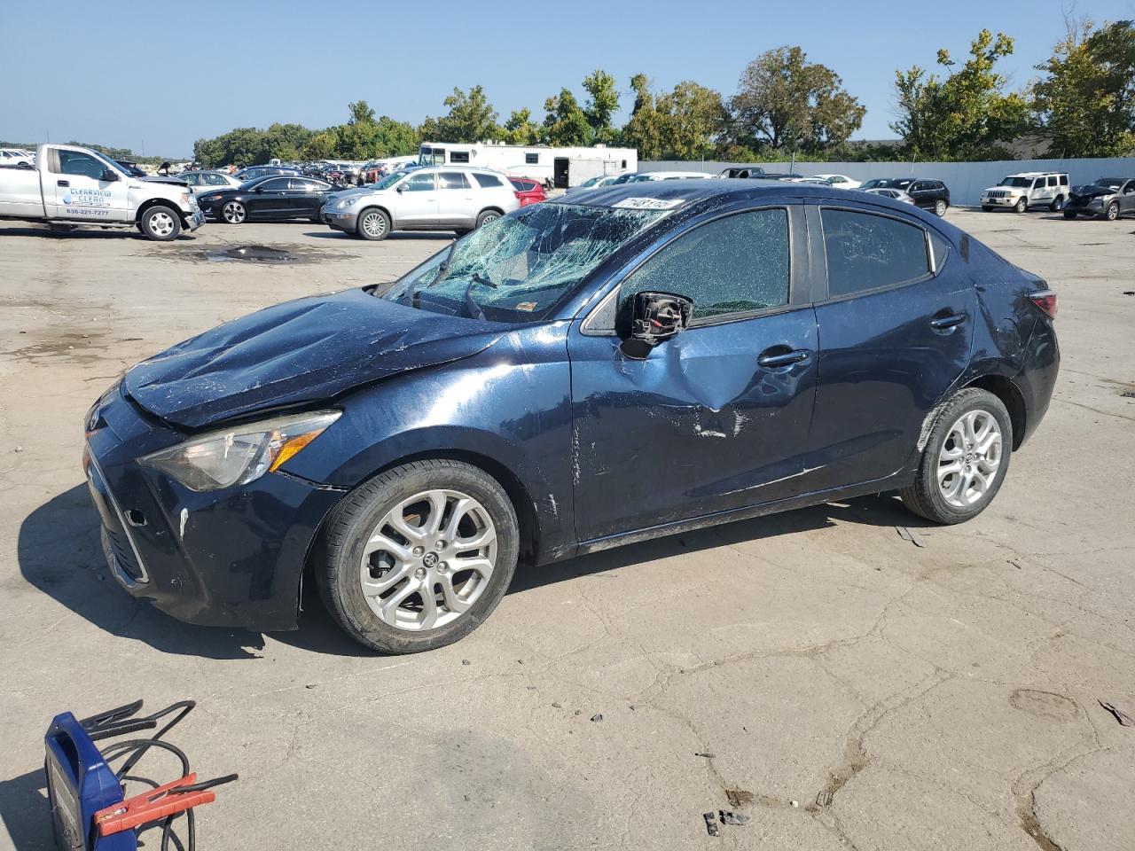 2017 TOYOTA YARIS