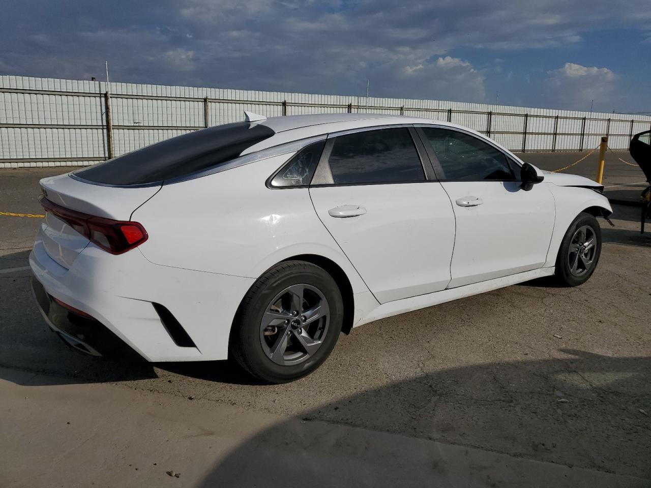 2022 KIA K5