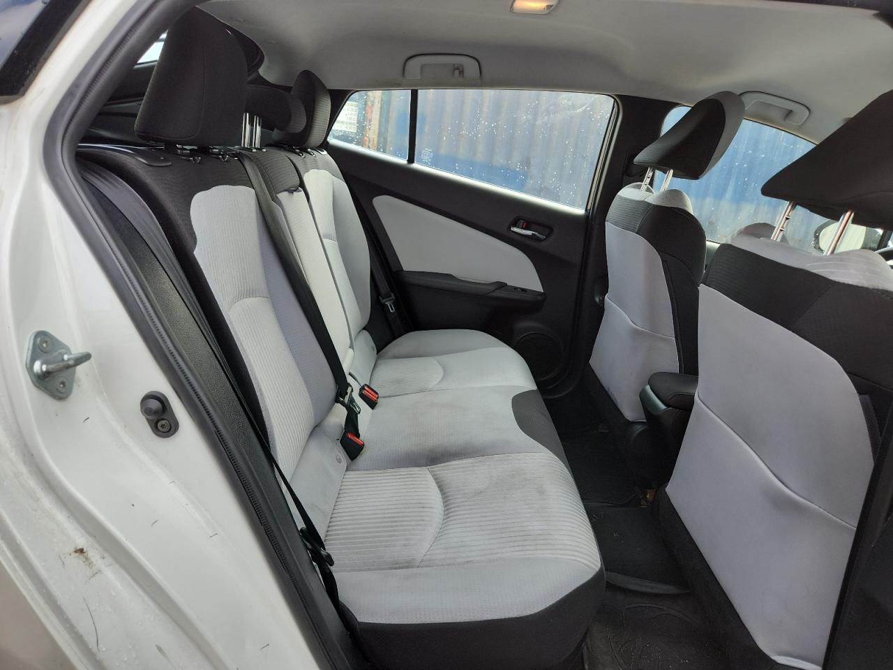 2018 TOYOTA PRIUS