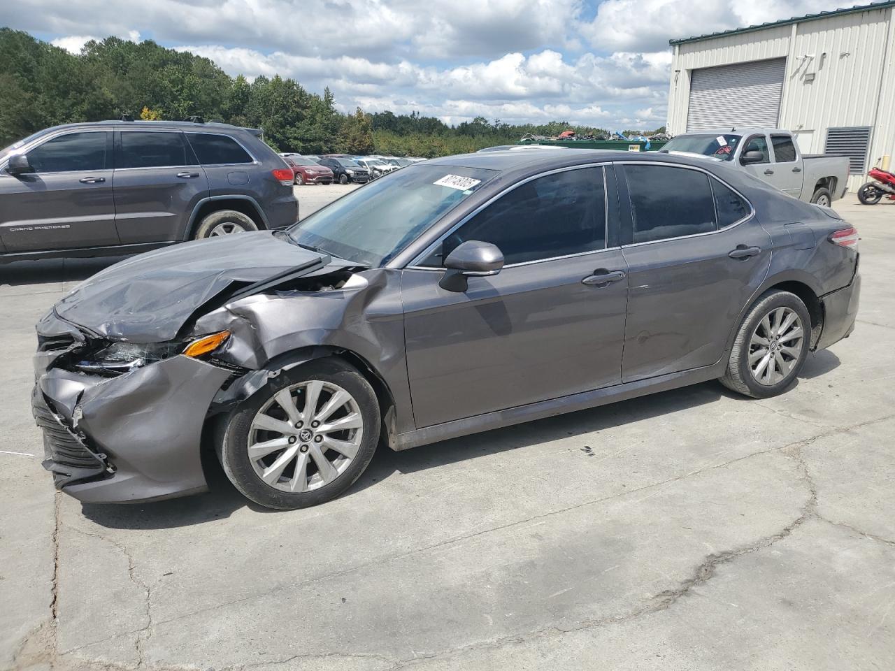 2019 TOYOTA CAMRY