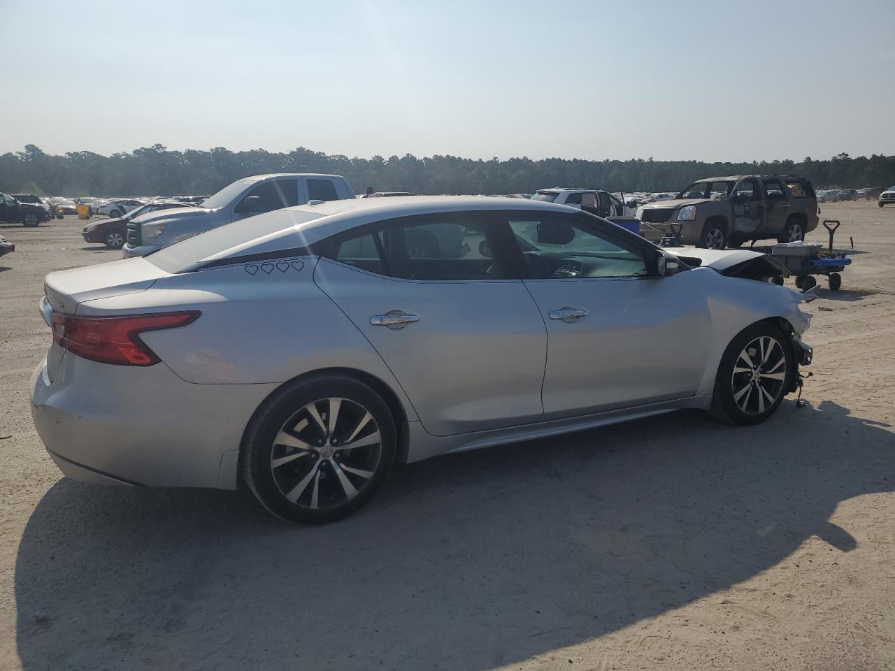 2017 NISSAN Maxima