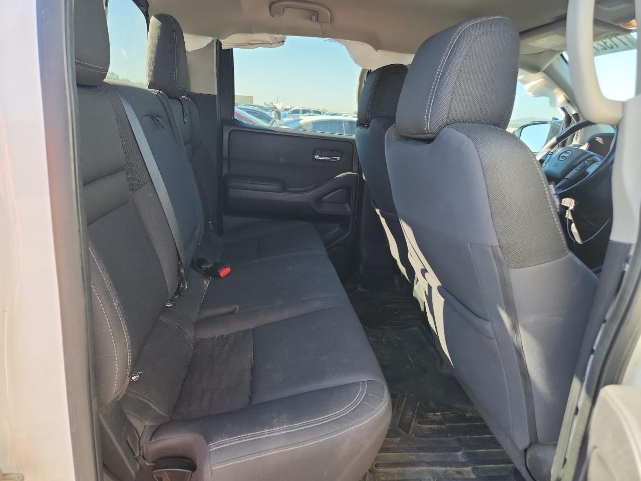 2022 NISSAN Frontier