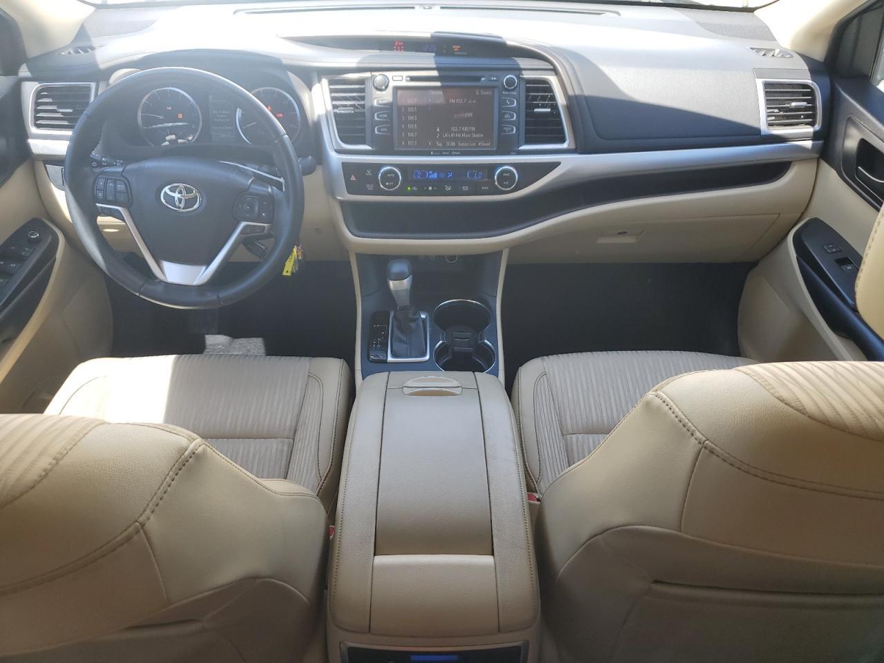 2019 TOYOTA HIGHLANDER