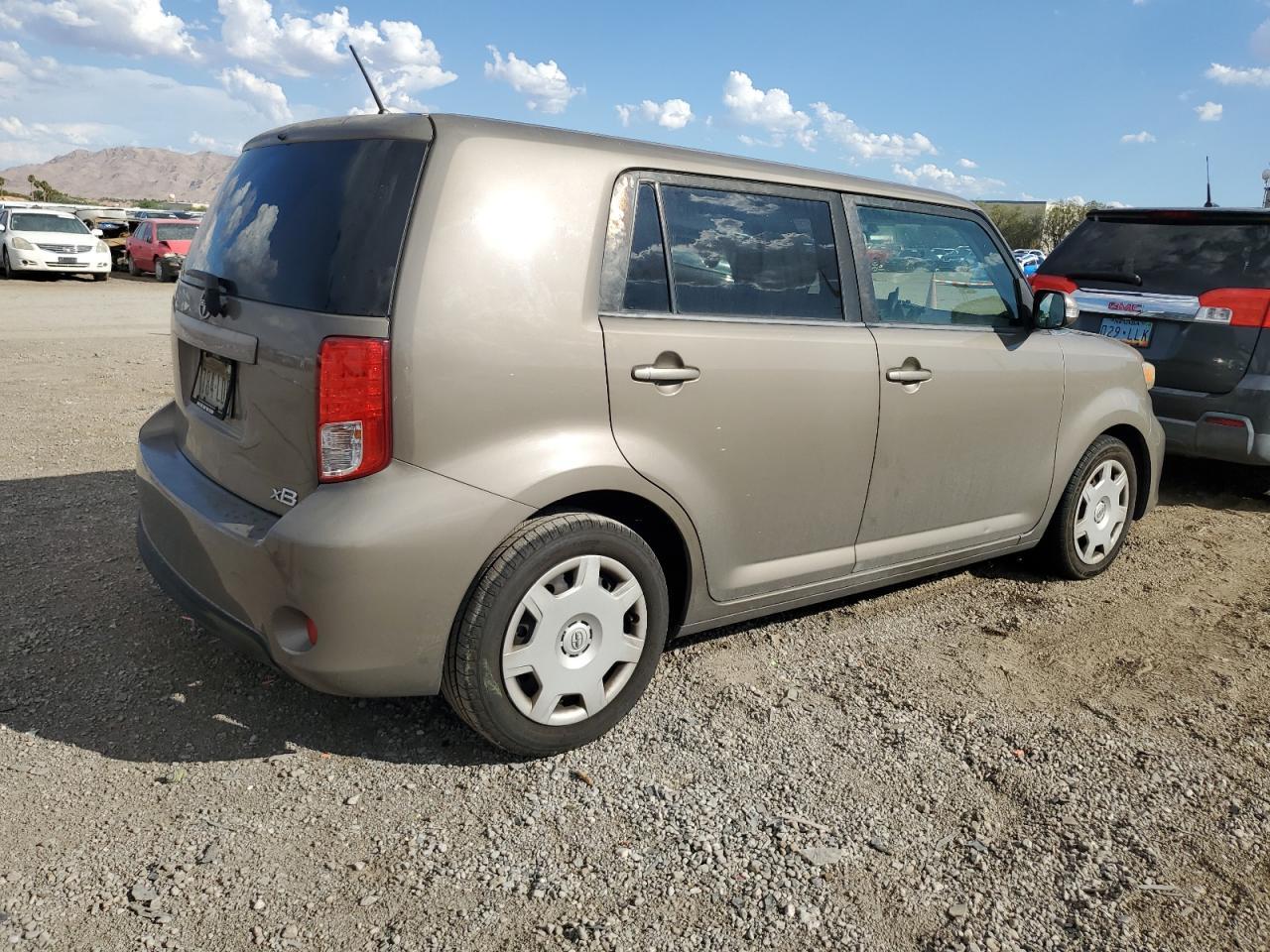 2013 TOYOTA SCION